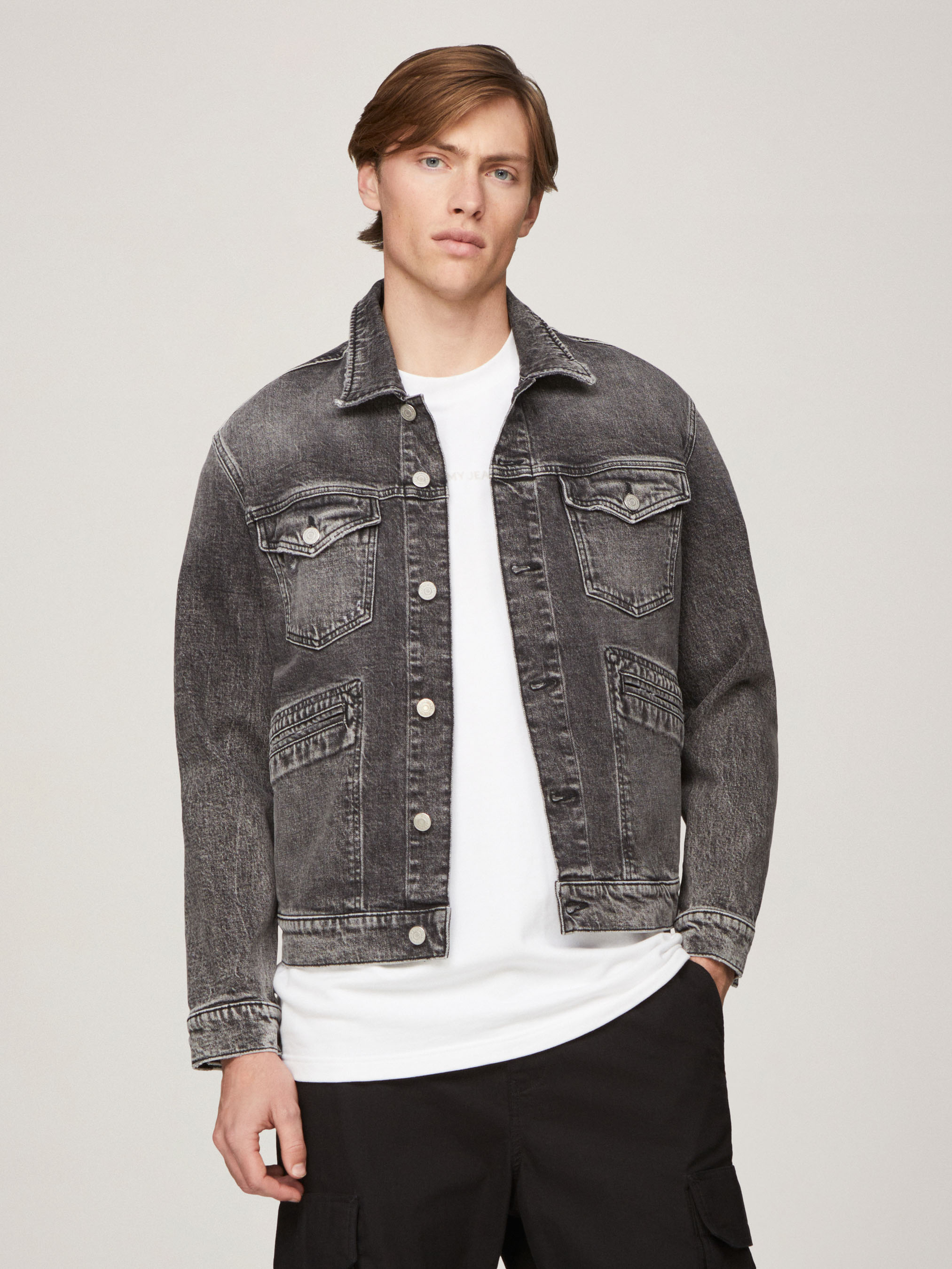 Aiden Oversized Trucker Jacket | Coats & Jackets | Tommy Jeans